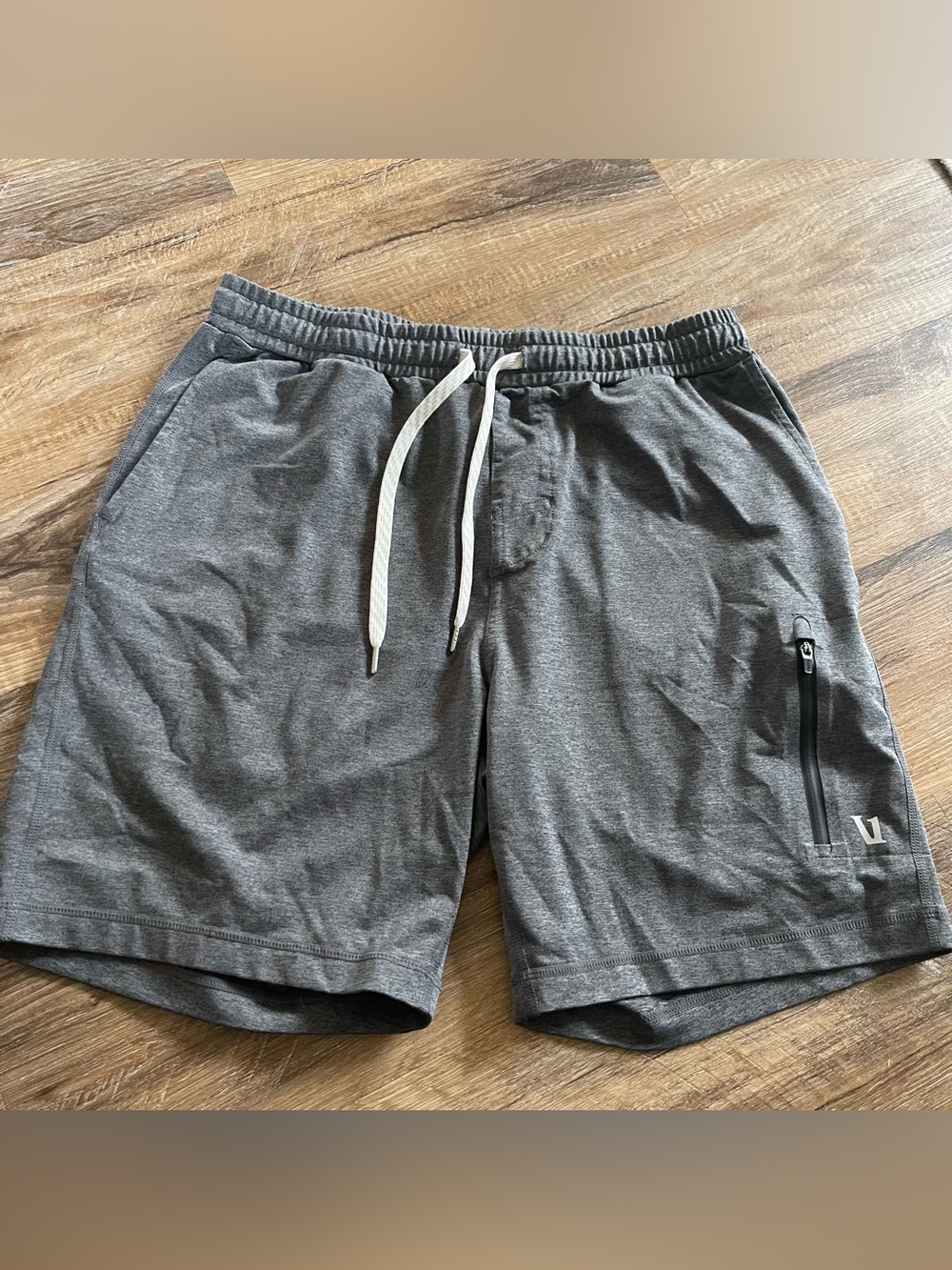 Vuori Men's Ponto Performance Short 7” Grey Medium Dreamknit Lounge Gym